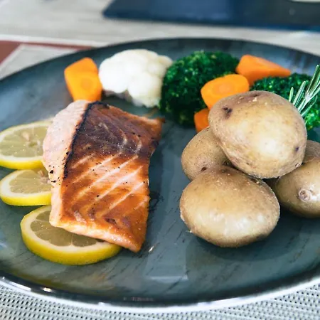 Wyndham Residences 4* 阿德耶