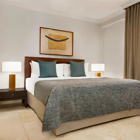 Wyndham Residences Aparthotel 3*