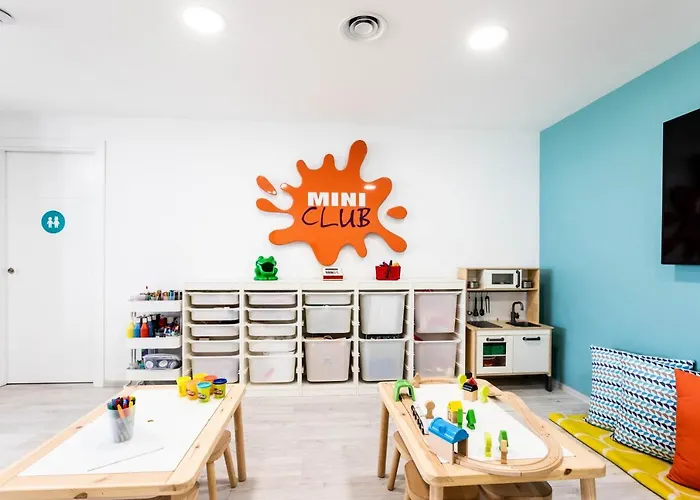 Wyndham Residences Aparthotel 4*