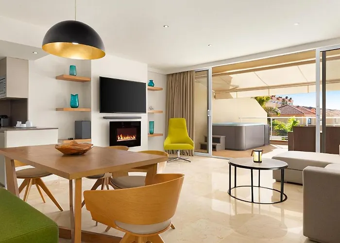 Wyndham Residences 4*